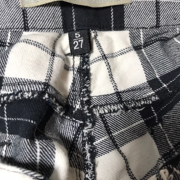 Black and White Plaid Pants - Picture 4 of 4